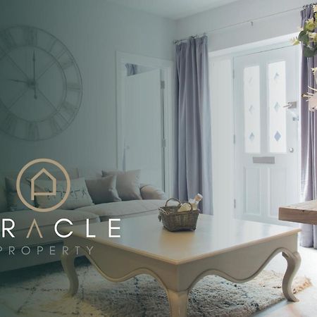 Modern Apartment With Free Parking And Wifi Stratford-upon-Avon Exteriér fotografie
