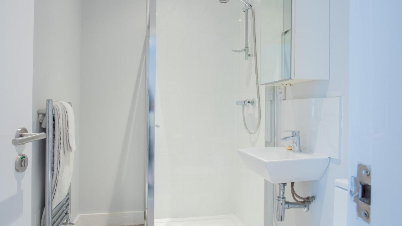 Modern Apartment With Free Parking And Wifi Stratford-upon-Avon Exteriér fotografie